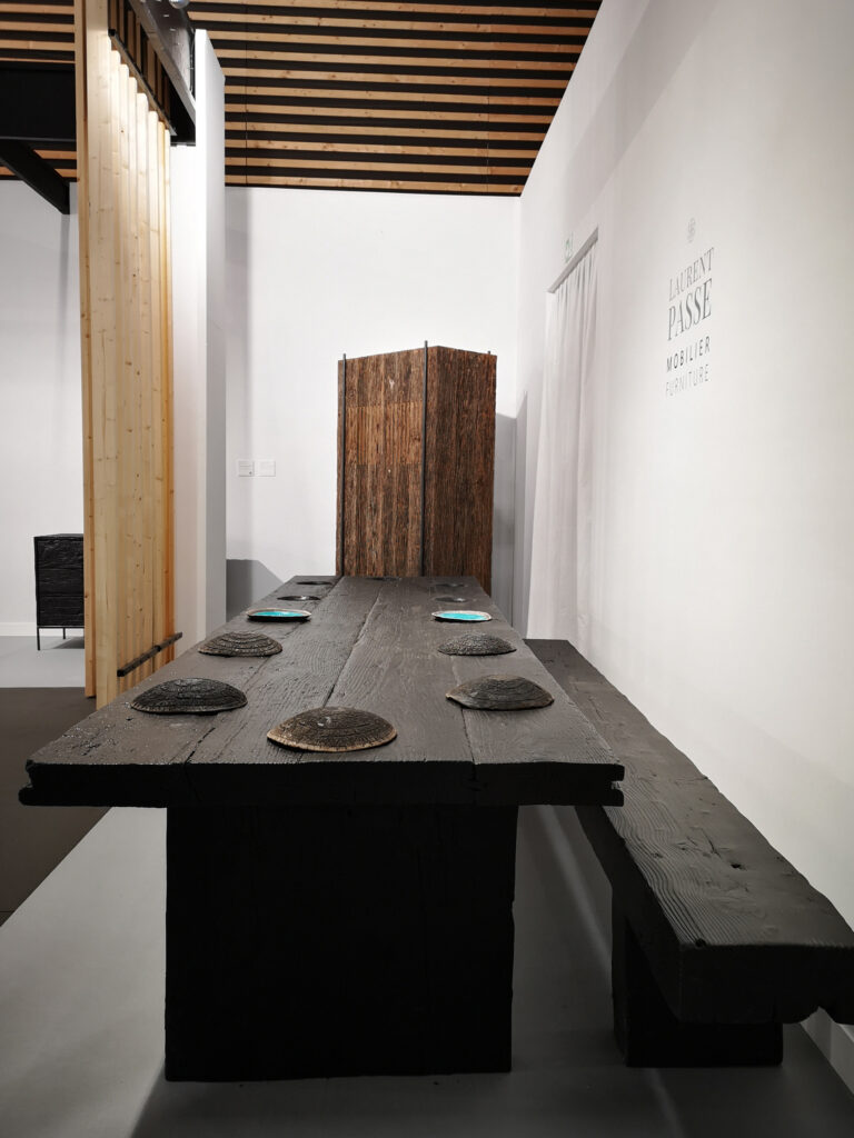 Table en bois brûlé - Laurent Passe Mobilier Furniture
